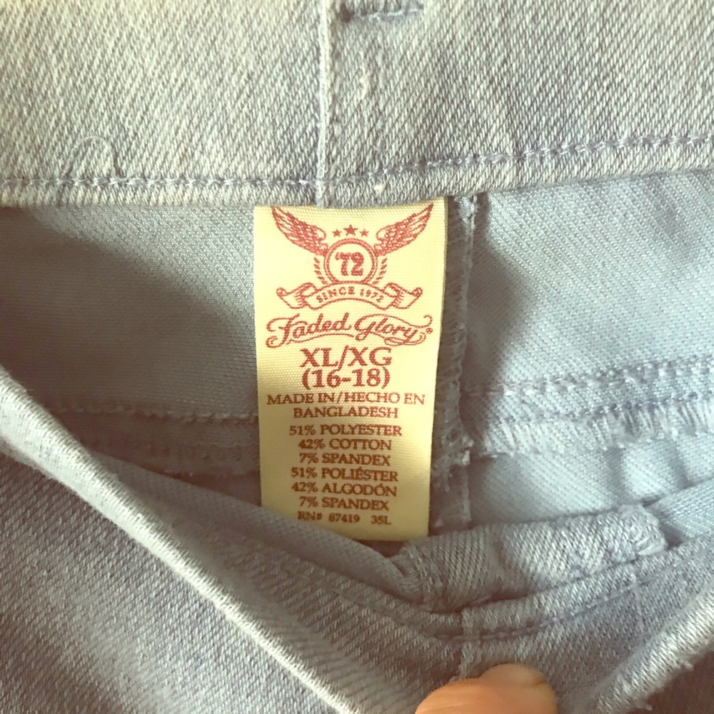 2 pairs of jeggings